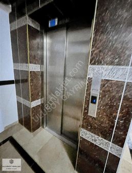 Ahatlıda 2+1 Eşyalı Balkonlu Temiz Kıralık Daire