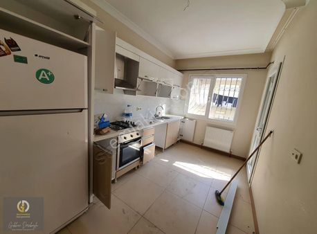 Karşıyaka Örnekköy Zübeyde Hanım Mahallesi 3+1 Kiralık Daire