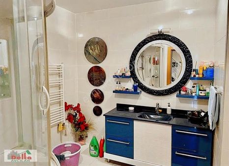 Yaşam Vadisinde. 6+2 Beyaz İnci Evleri Sitesi 350m2 Dublex