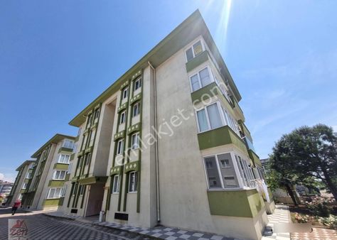 Bandırma Zen Emlaktan İhsaniyede Ebeveny Banyolu Fırsat Satılık 3+1 Ve 1+1