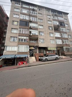 Tarcanlar'dan İzmit Serdar Mah.deniz Manzaralı Ara Kat Satılık