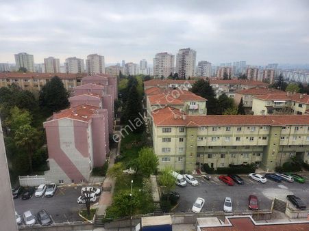 Küçükçekmece Atakent 1.etap Kutlutaş Bloklarında Arakat Satılık 2+1 95m2 Daire