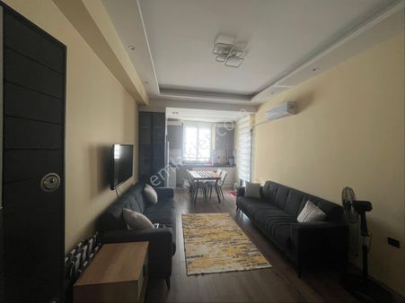 Acil Satılık Eşyalı 1+1 İskanlı Lüks Daire