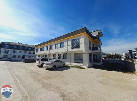 Remax Mavi Erol Çekcan Dan Arifiyede 3+1 Kiralık Sıfır Daire