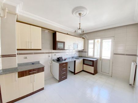 Değirmiçem'de Eruslu Cami Civarında 3+1 Kiralık Daire Fırsatı..!