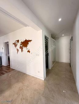 Havuzlu Güvenlikli Sitede 3+1