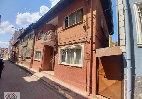 Arda Emlak Ofisi'nden Kaleiçi Mevkiinde Eşyalı Daire