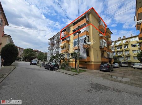 Adapazarı Mithat Paşada Yatırıma Ve Oturuma Uygun Fırsat Daire