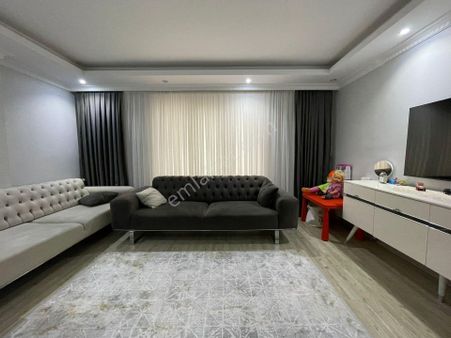 İstanbul House'dan Bahçelievler'de Yeni Binada 2+1 Ara Kat