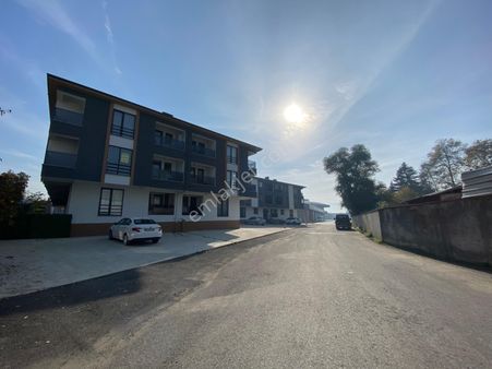 Akmanoğlu Emlak'tan Kiralık Metek Mahallesinde 2+1 110 M2