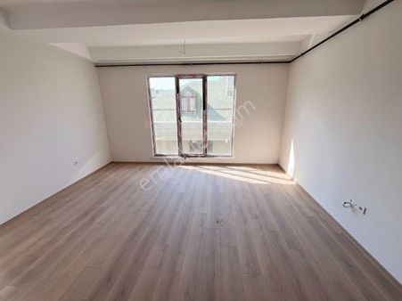 █ Konfor █ Altıntepede 3. Kat Ayrı Mutfak Sıfır 2+1