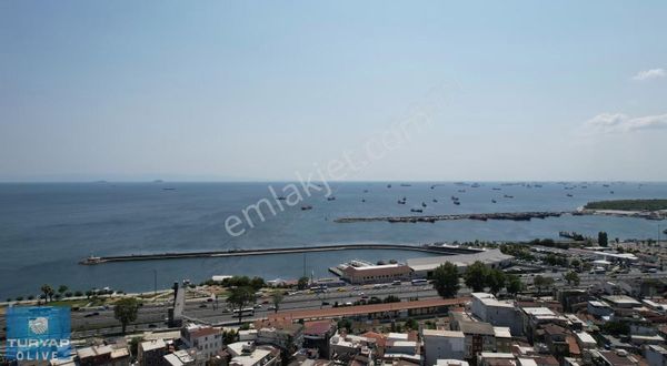 Aksaray Meydanda Kiralık 140 M2 Ofis-işyeri