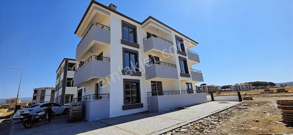 Hs Lider Emlak'tan Gömeç Mithatpaşa Mahallesi'nde