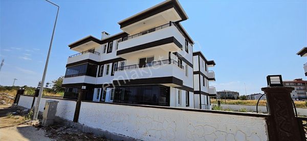 Hs Lider Emlak'tan Deniz Tarafına Düşen Lüks Kapalı 1+1