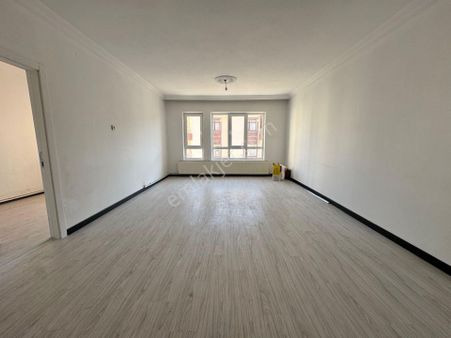 Turyaptan Esertepede Yeni Yapılı 3+1 Daire