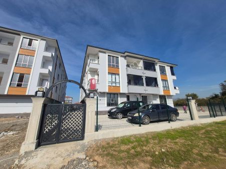 Hak Emlak'tan Ebeveyn Banyolu Prestij 1 Yanı Satılık 3+1 Daire