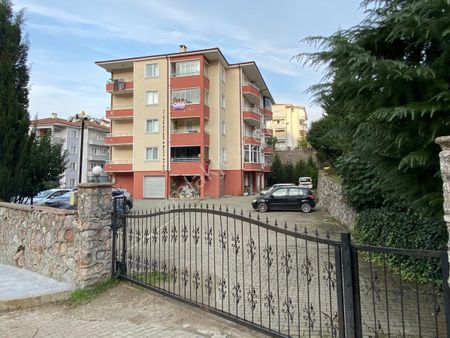 Remax Mavi Volkan Büyükyıldız’dan Kemalpaşa’da Satılık 2+1 Daire