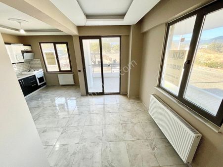 Yükselden Satılık Akçay'da Sıfır Ultra Lux Kaçmaz Fırsat Doğalgazlı 2+1 Daire