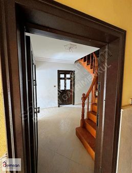 Erenler Çarşamba Pazarı Başında 185 M² Dubleks Daire