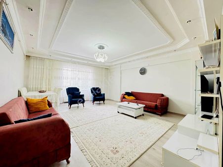 İsmetpaşa Mh Tramway Dibi 3+1 Asansörlü 135m² Lüx Daire ( Dairemiz Boştur )