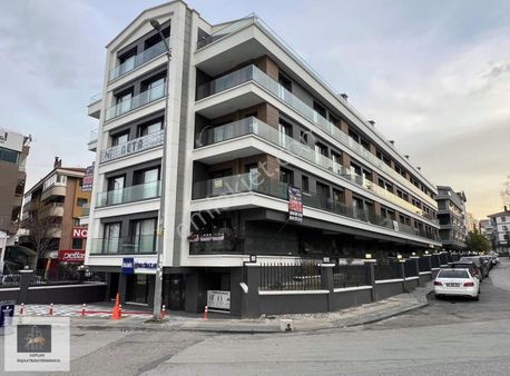 Balgat'ta Köşe Başı Concept Balgat Projesin De 1+1 Kiralık Daire