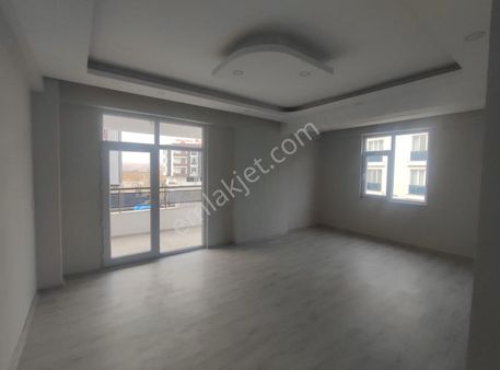 Batman Merkez Hilal Mahallesinde Satılık 3+1 Daire