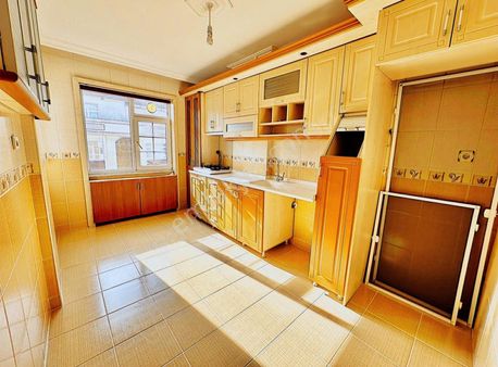 Avcılarda 4+2 Satılık Daire