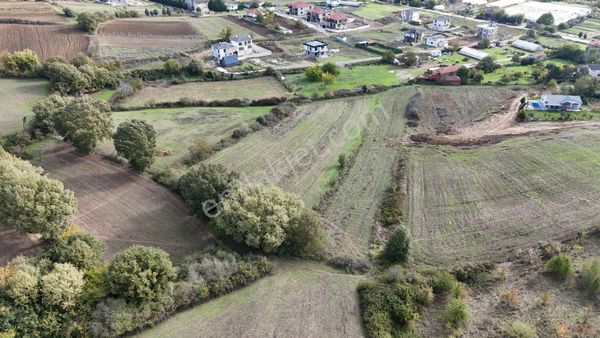 Turyap'tan;akköy'de, 2100m2 İmarlı, 5200m2 İmar Sınırında Parsel