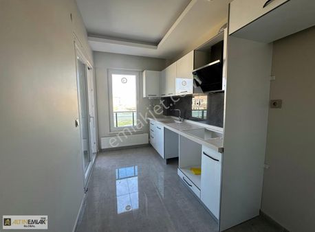 Şehir Hastanesinde 2.5+1 Lüks Kiralık Daire