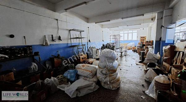 Zeytinburnu, Maltepe'de Sanayi Sitesinde 150 Mt Kiralık Atölye..