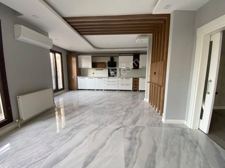 Marev Emlak’tan Marka Kent Sitesinde Ultra Lüks Satılık Daire