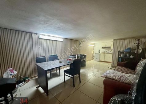 Ara Bağlantı Yoluna Cepheli Kamyon Tır Yanaşır Kiralık Depo