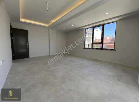 Florya Gm-den Şehir Hastanesi Yakını Özel Garajlı 2+1 Daire