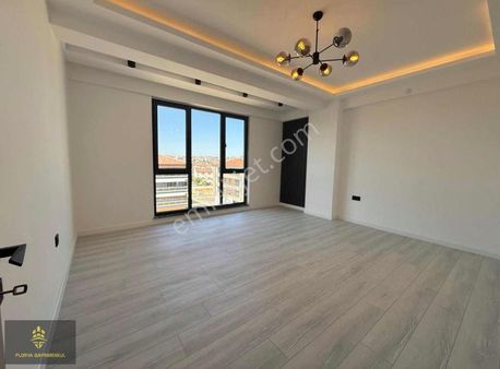 Şehir Hastanesi Yaknı Ultra Geniş Ultra Lüx 2+0 Kiralık Daireler