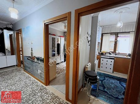 Samandıra'da Otoparklı Siteiçinde İskanlı Kombili 2+1 Lüks Daire