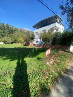 Dünya Emlak Tan Güllü Bahçede Uygun Fiyata 440m2 Arsa