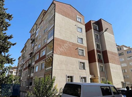 Kadir Dikici'den Işıklar Mahallesinde 3+1 Dublkes Kiralık Daire