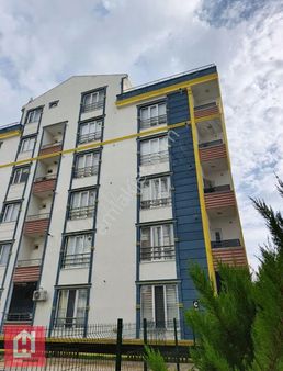 Havuzlu Sitede Kiralik 2+2