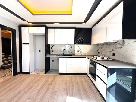 𝄞melodi'den İkizçay'da Deluxe Yaşam Arzu Edenlere Özel Dev Teraslı Ön Cephe 3+1 Dublex