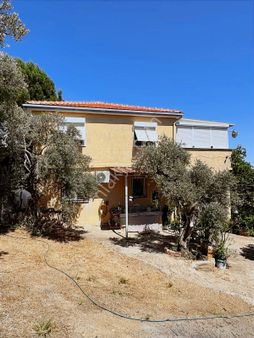 Akyörük Gayrimenkulden Satılık Bahariyede Tire Manzaralı Arazi