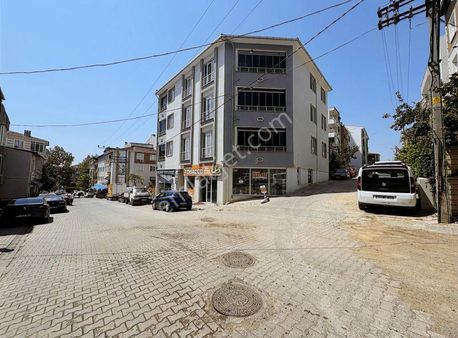 Tema Emlaktan Gündoğdu Mahallesi Arakat Geniş Satılık 2+1 Daire