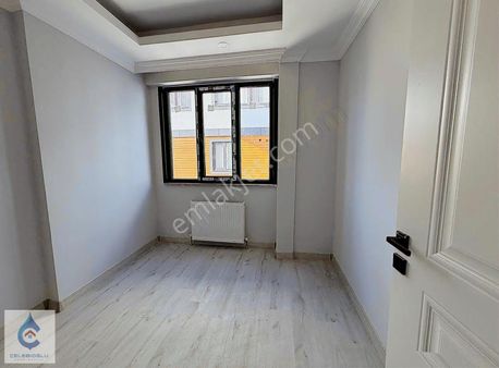 Çelebioğlun'dan Çayırova Emek Mah 3+1 Ara Kat
