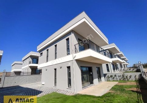 Sarılar Mimarlık Aria Modern'de/4+1 Dubleks Lüx Villa