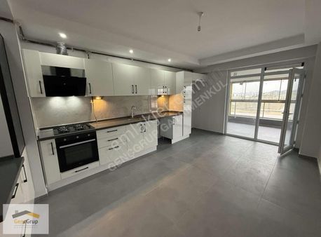 *genç Grup* Yeşile Manzaralı,önü Açık Site İçi,masrafsz Özel 4+1