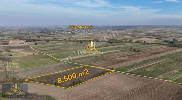 Emsalsiz Köye Yakın Yol Boyu Tek Tapu [ 8.500 M2 ]