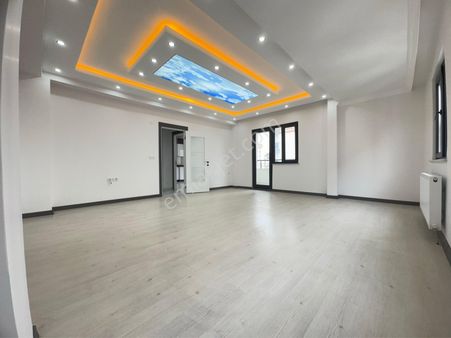 Çayırova Karakola Yakın 4+1 Üst Dubleks