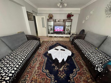 Recep Ümit'ten Güllük Mahallesinde Hat Boyu - 2 Caddesine Yakın Lokasyonda Satılık 2+1 Ferah Daire