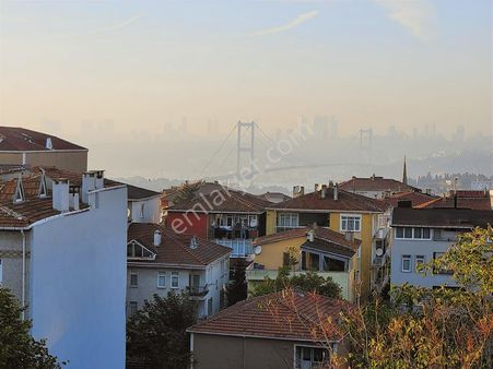 Beylerbeyi Aden Konaklarında Boğaz Manzaralı 4+1 Satılık Dublex