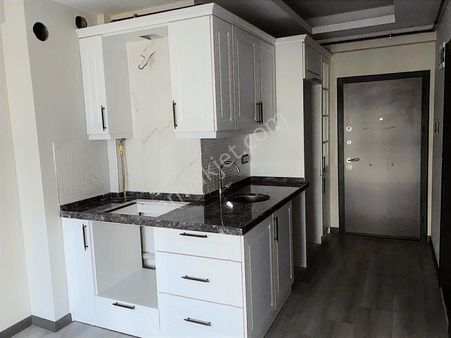 Ecr Yapı'dan Raylı Durağına Cephe 1+1