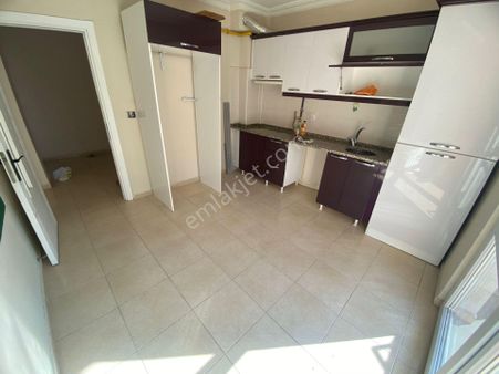 Esenli Cd Yakını Arakat Asansörlü Bakımlı Kiralık 2+1 Daire Kk-3